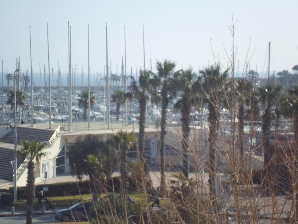 Appart T3 A 50 M De La Plage Cavalaire-sur-Mer Esterno foto